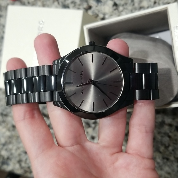 Michael Kors Mens Black Watch - Picture 4 of 6